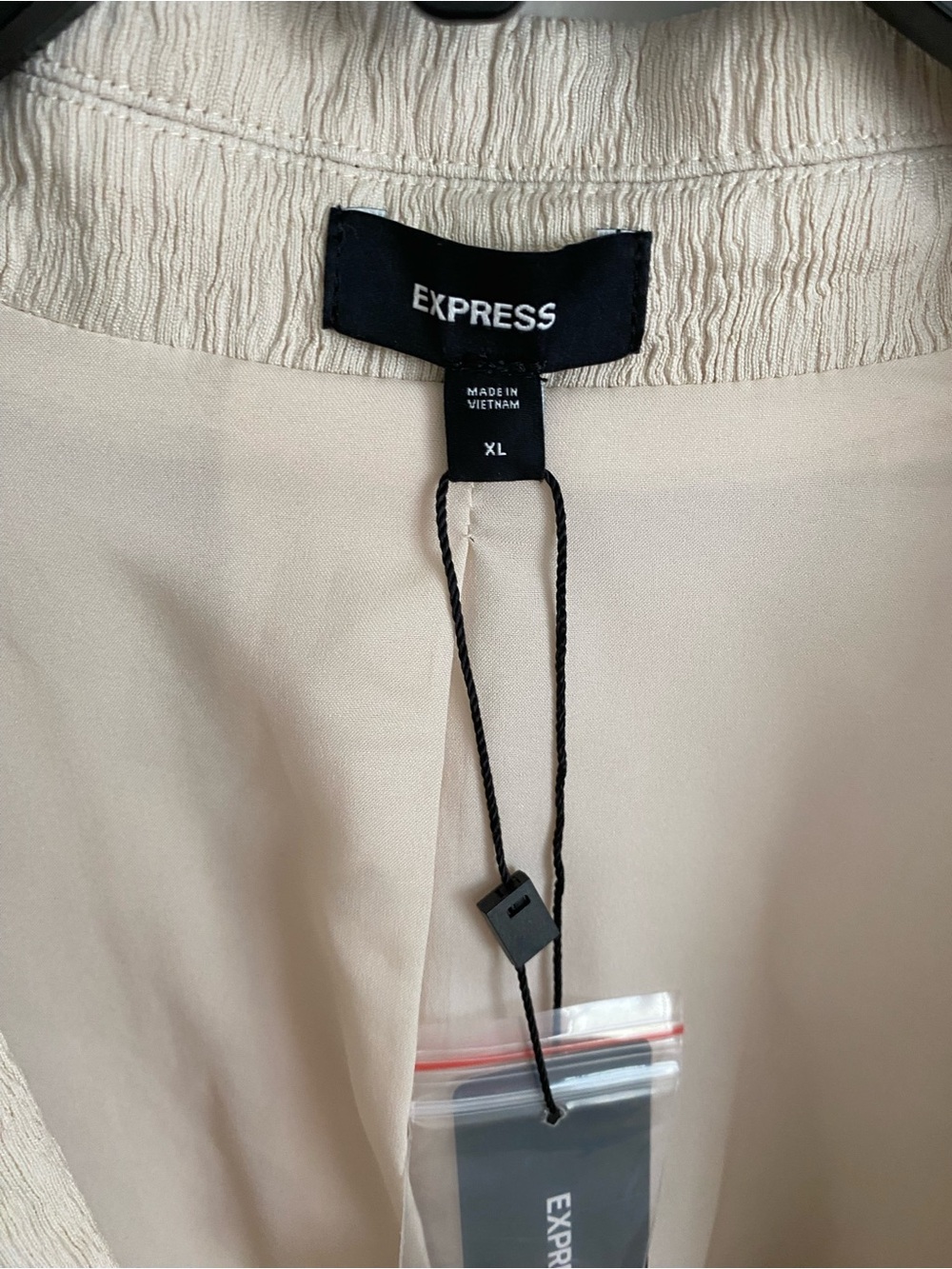 Express Cream Textured Single-Button Blazer - Picture 2 of 6